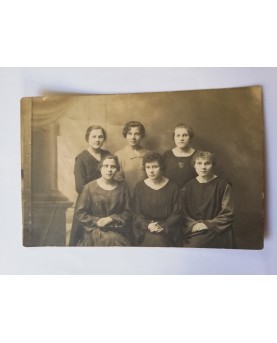 Senovinė 6 merginų nuotrauka